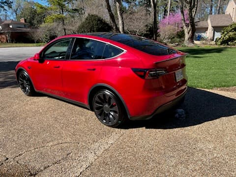 Leno's Luxury Mobile Detailing featured