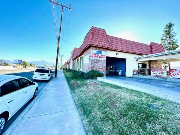 Pacific Car Wash & Detail Center featured