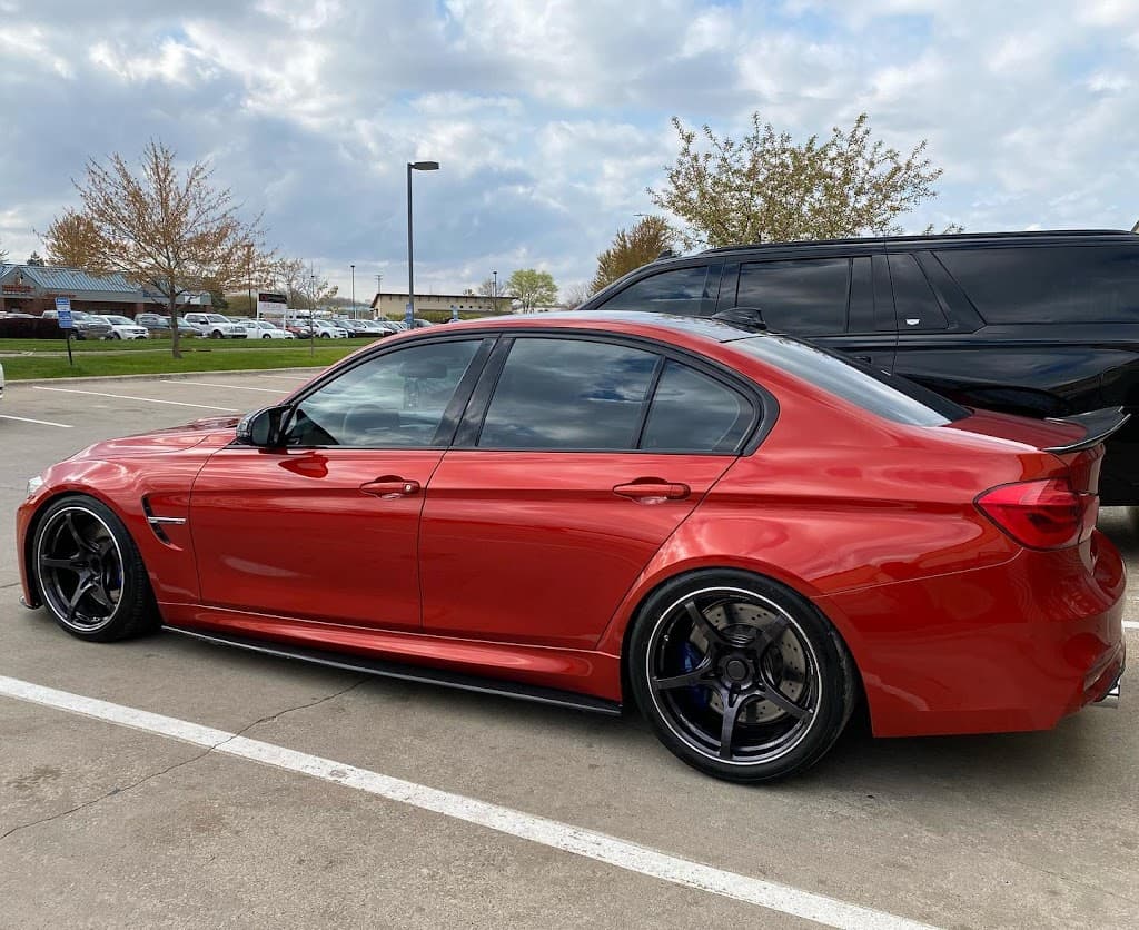 Smith's Auto Detail LLC featured