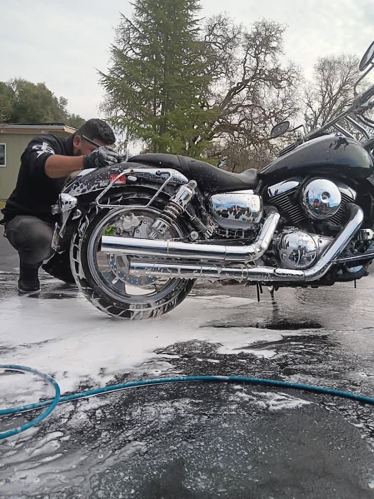 FLAWLESS FINISH AUTO DETAIL - Business Image