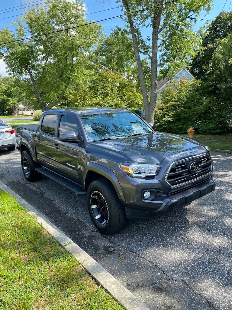 Rocket's Auto Detail featured