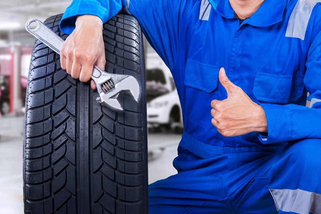 The Holiday Motor Company featured