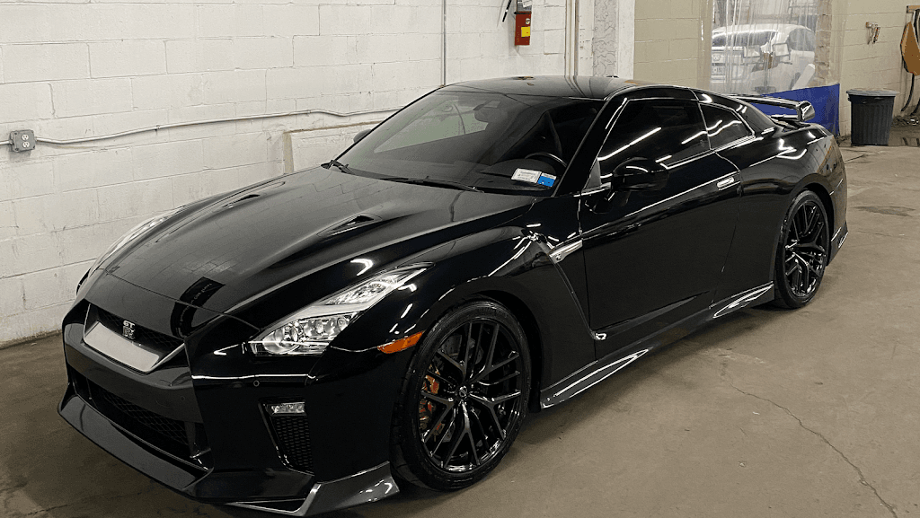 Williamsburg Hand Wash & Auto Detailing featured