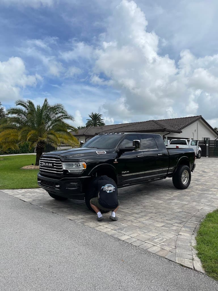 No Limit Detailing FL featured