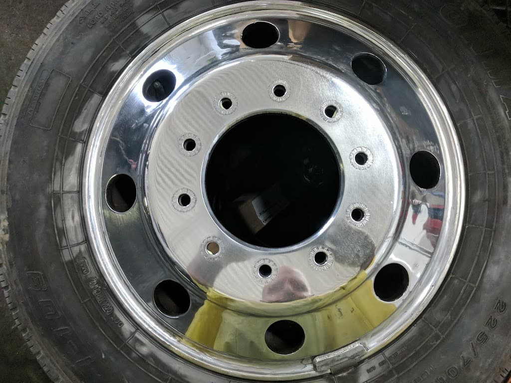 Diamond Detail & Polish featured