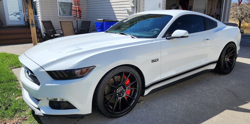 Lee's Detailing LLC featured