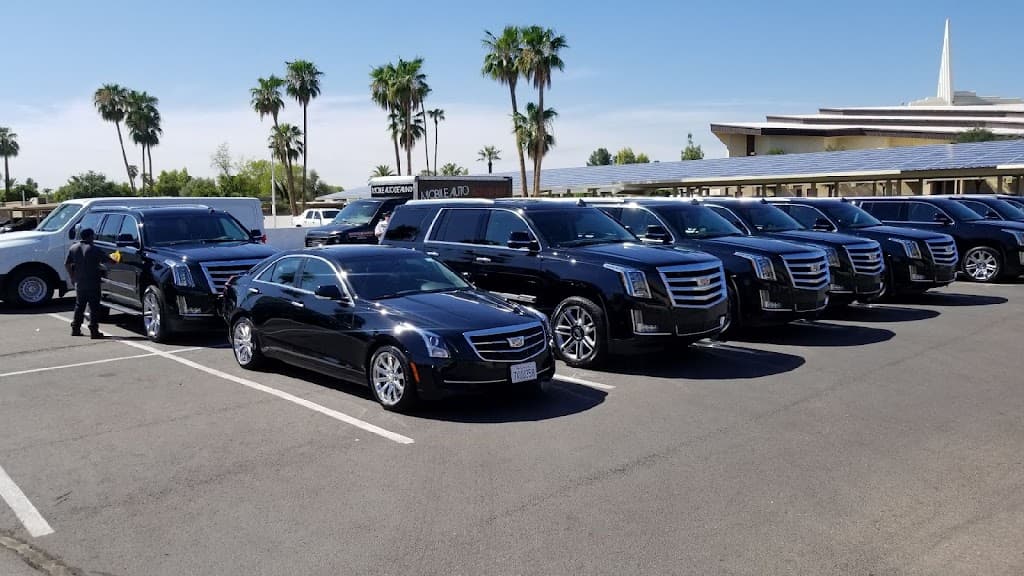 Candie's Auto Detailing - Business Image