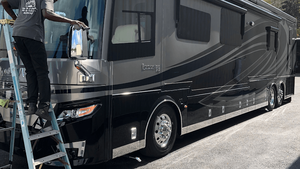 Mobile RV Detailing featured