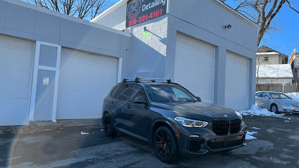 Thomas' Mobile Detailing LLC featured