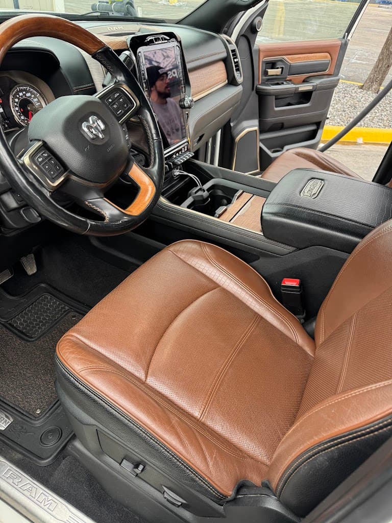 Monarch Auto Detail featured