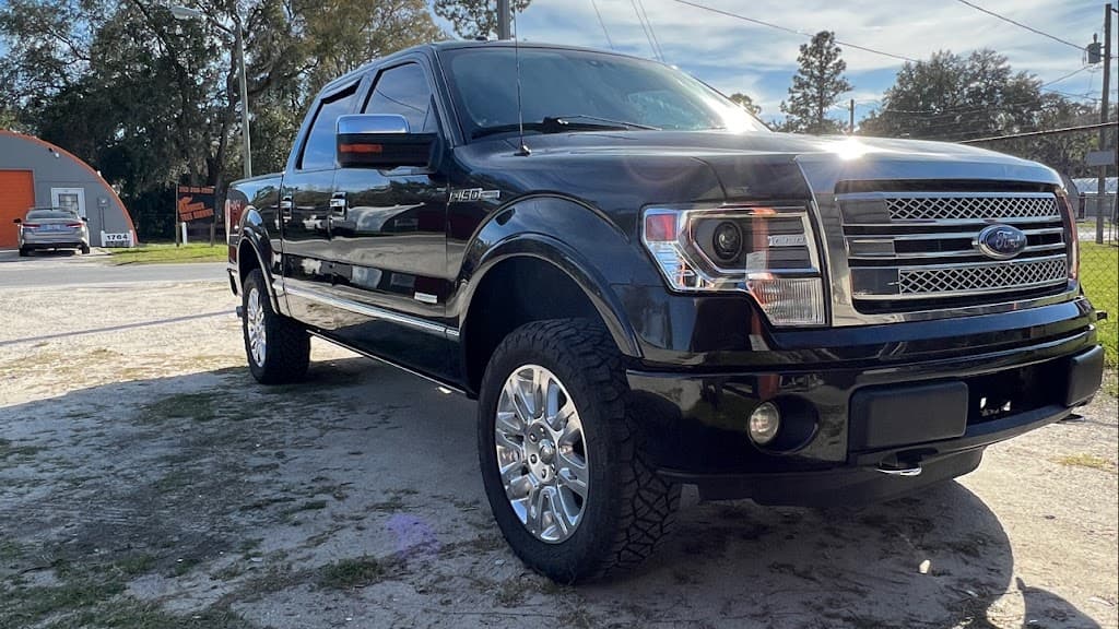 Spit and Shine Autodetailing - Business Image