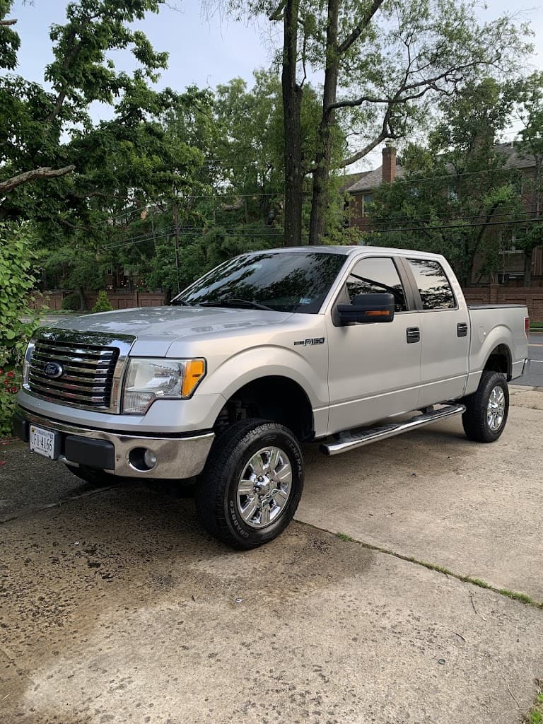DMV AUTO DETAILING featured