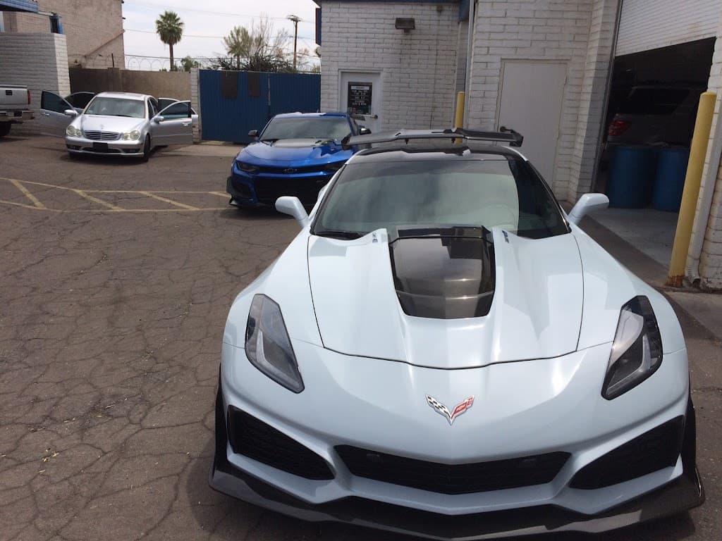 Deluxe Detail and Window Tint - Business Image