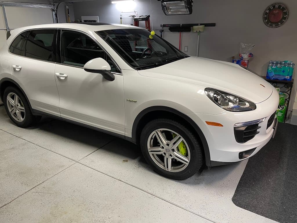 SplashSquatch Car Wash & Detailing featured