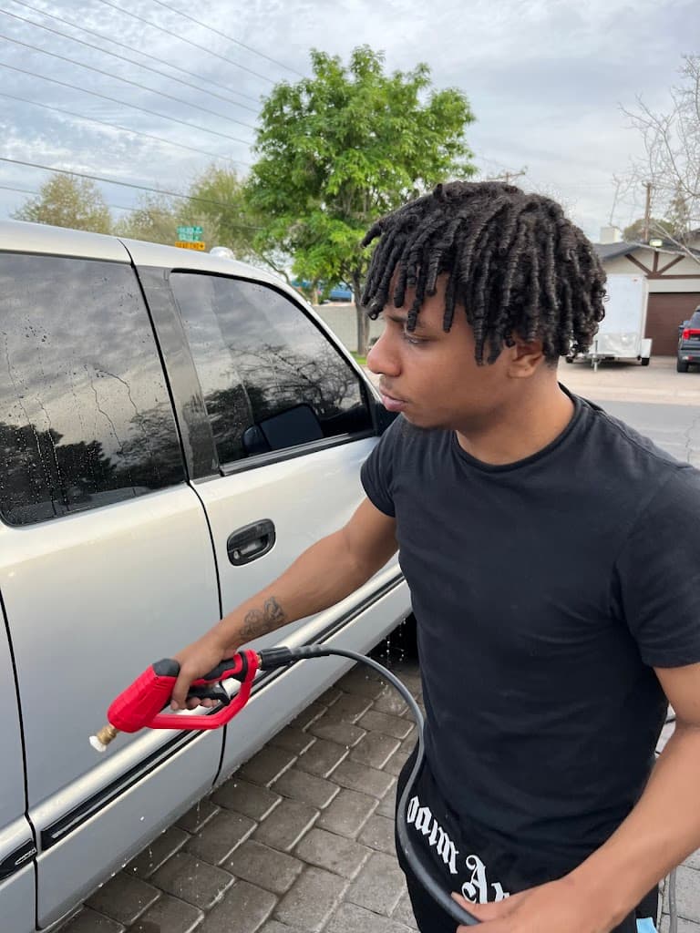 Eli's Mobile Auto Detailing featured