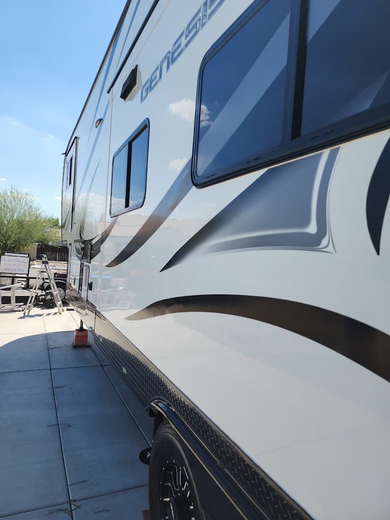 Chi Girl RV Detailing featured