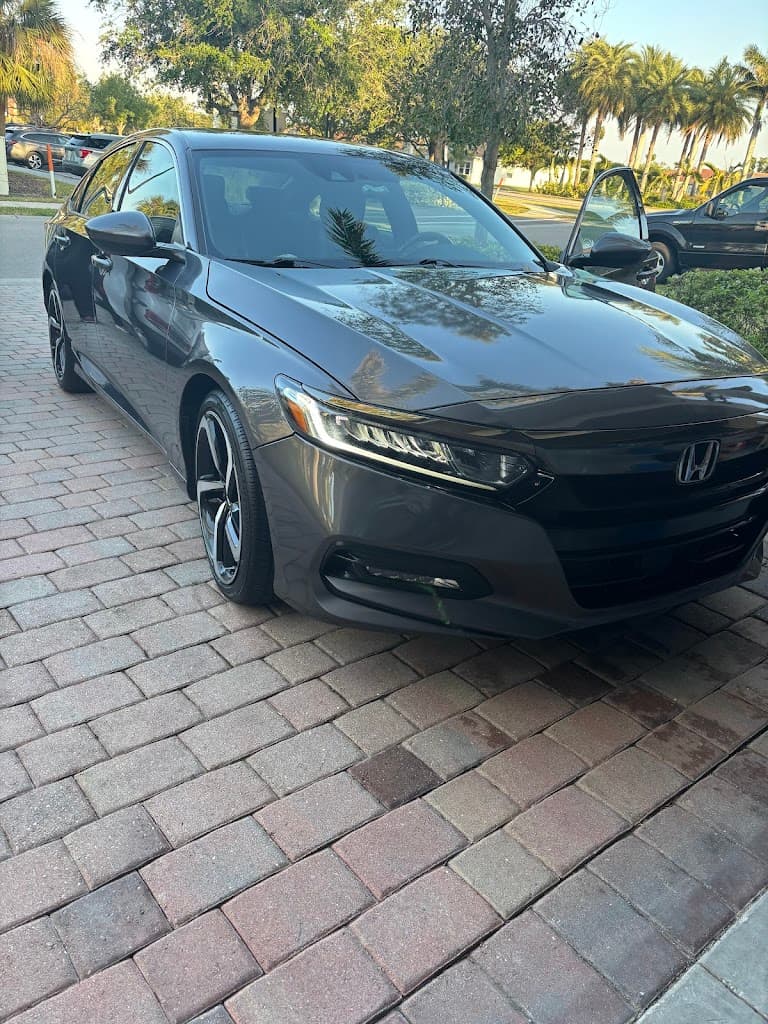 Coroas Detailing featured