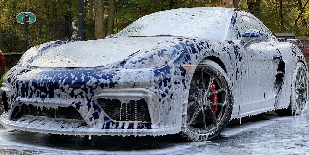 Finishline Detailing Garage LLC featured