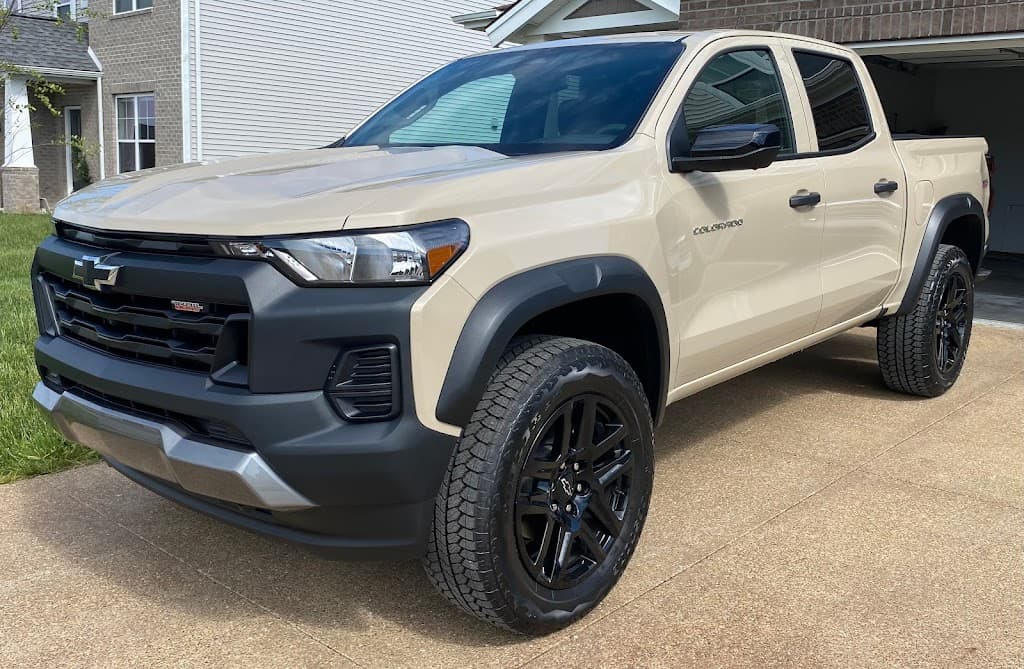 Matts Auto Detail LLC featured