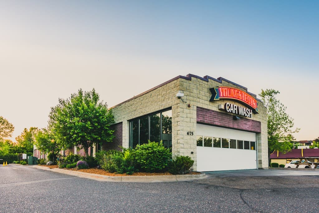 Youngstedts Excelsior Car Wash & Detail Center - Business Image