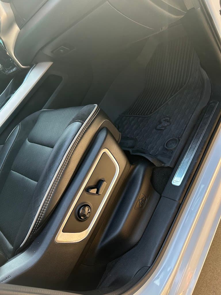 Wise Auto Detailing - Paint Correction & Ceramic Coatings - Business Image