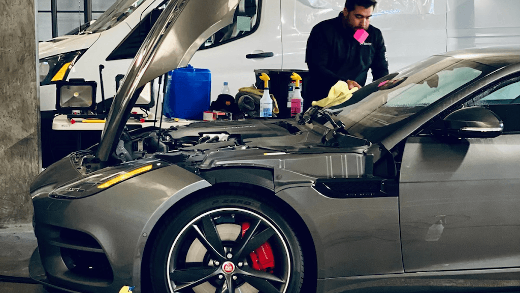 Luxe Detail & Paint Restoration featured
