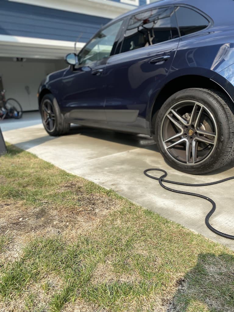 Best in town mobile detailing services featured