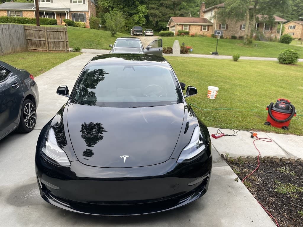 Hoodiewan's Mobile Car Detailing featured