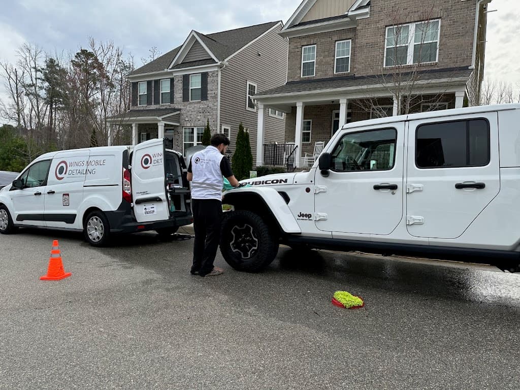 Wings Mobile Detailing - Business Image