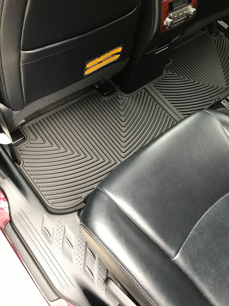 Luxury Mobile Detailing, LLC featured