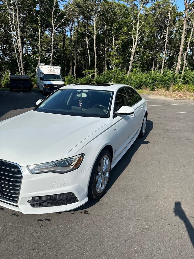 Garage on Cape Inc featured