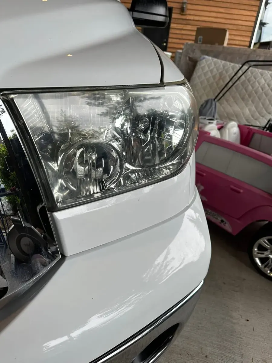 After: Toyota Tundra headlight lens
