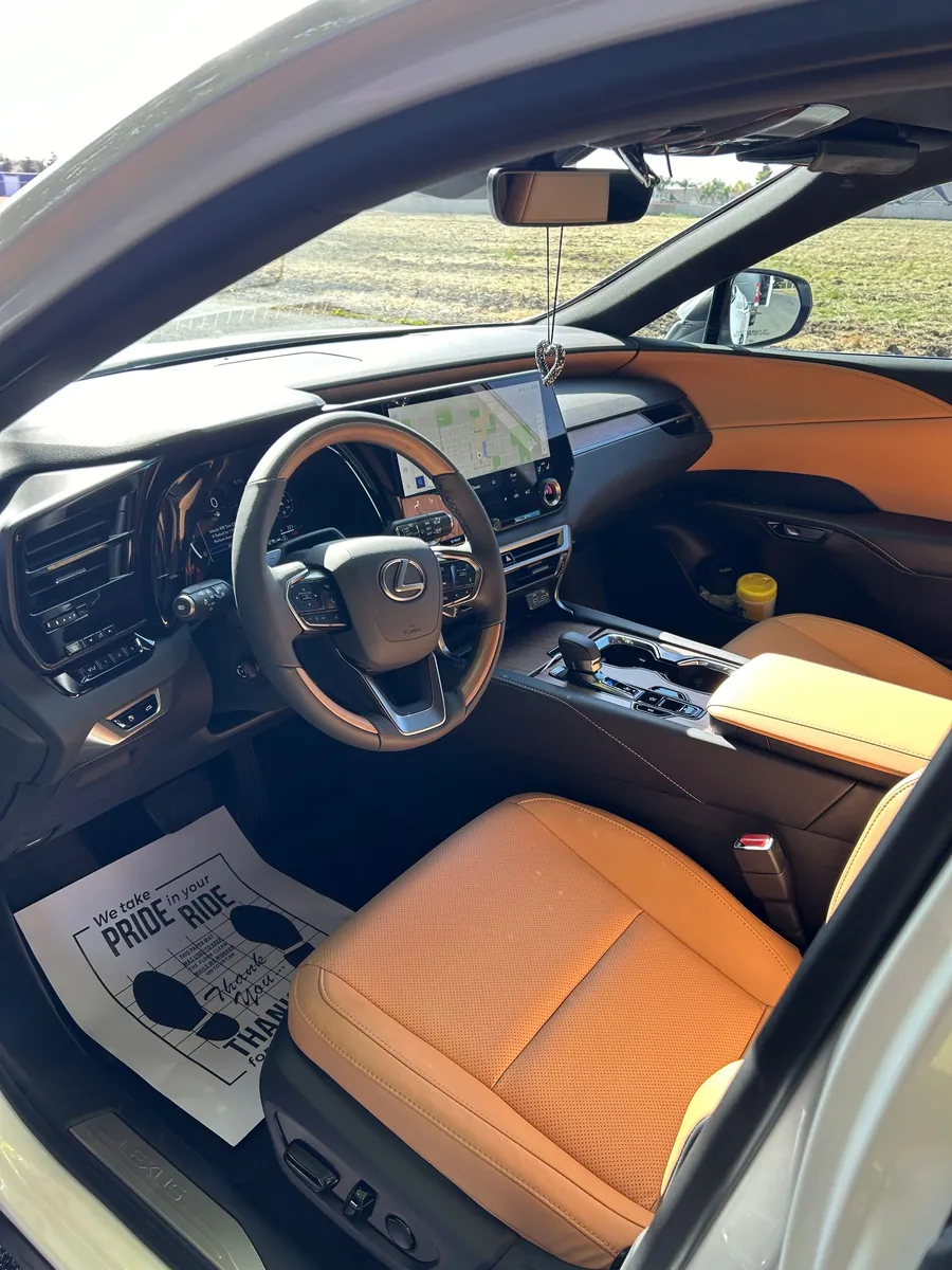 Reyes Mobile Detailing — car detailing in Hanford
