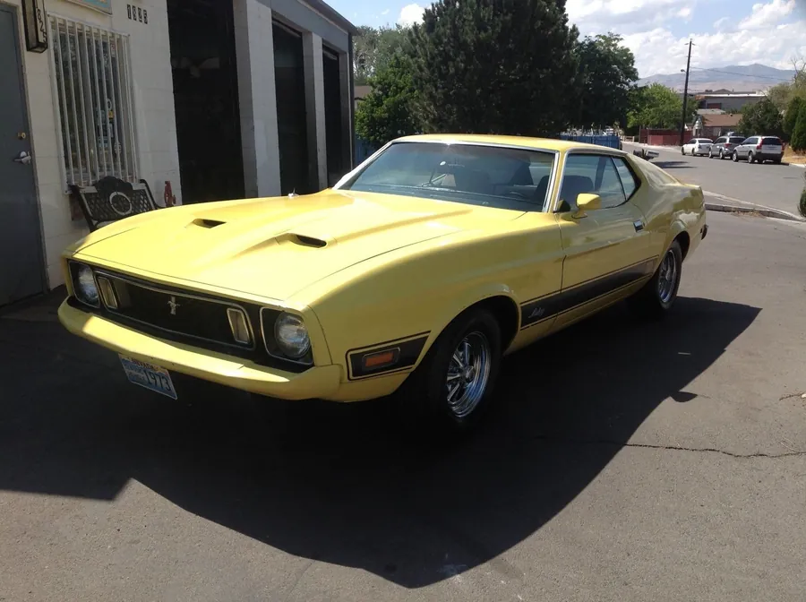 Sam's Sparkle Shop Auto Detailing & Car Wash — car detailing in Sparks